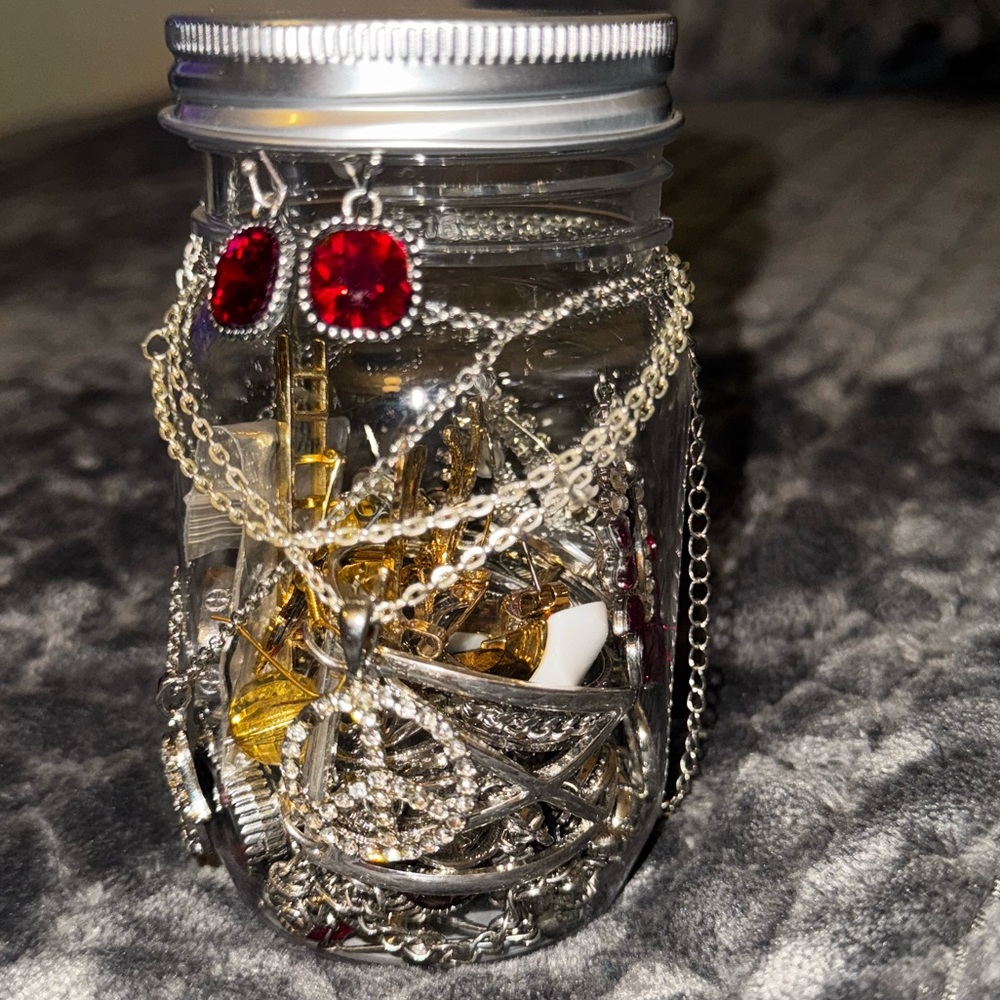 Mystery Jewelry Jar (Glamorous) - Picture 3 of 4